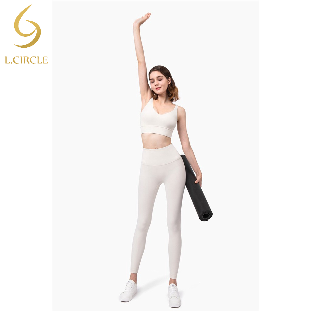 L.CIRCLENew Arrival Deep V Sexy Vest สปอร์ตบรา Push Up Shakeproof Gym Yoga bra