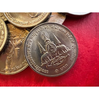 เหรียญ 1 บาท 50 ปี กาญจนาภิเษก รัชกาลที่ 9 ปี 2539 ไม่ผ่านใช้ น้ำทองสวยๆ(ราคาต่อ 1 เหรียญ พร้อมใส่ตลับใหม่)