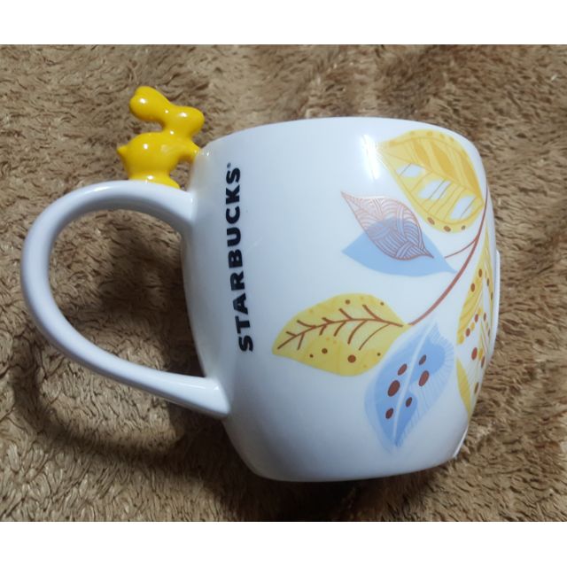 แก้ว mug Starbucks กระต่ายสีเหลือง
