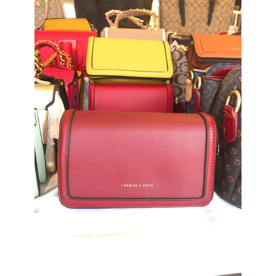 กระเป๋า charles & keith