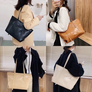 🌸พร้อมส่ง👜 กระเป๋าใบใหญ่ลายหนัง จุของได้เยอะ