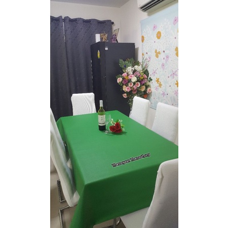 #ผ้าปูโต๊ะ pvc ผิวเปลือกลิ้นจี่ สีเขียวเข้ม ขนาด 1m x 1.4m กันน้ำ กันร้อนได้ดี ทำความสะอาดง่าย หนา นุ่ม มีน้ำหนัก