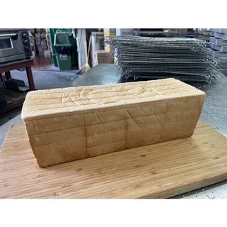 ขนมปังแซนวิช buttermilk loaf ขนาด 800กรัม ทำโทสต์ ทำแซนวิช 1 คำสั่งซื้อไม่เกิน 4 แถวนะคะ