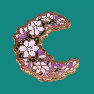 เข็มกลัด / หมุดโลหะ พระจันทร์เสี้ยวลายดอกไม้ Crescent Moon - Shape Floral 🌙🌸🌷🌿🍃 (Hard Enamel Pin)