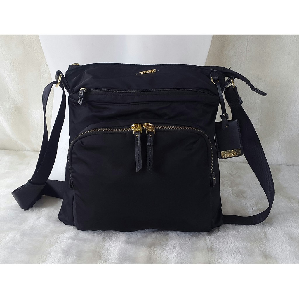 กระเป๋ามือสอง ของแท้💯 TUMI Voyageur Capri Crossbody กระเป๋าสะพายข้าง