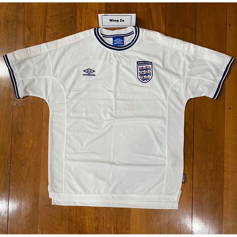 🚘พร้อมส่ง🚘 เสื้อทีมชาติอังกฤษ (ทีมเหย้า) สีขาว ฟุตบอลยูโร ปี 2000 Size XL Made in China