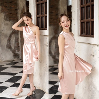 Micha Layered Silk Satin Dress – Rose Gold : เดรสสั้นสีทองอมชมพู