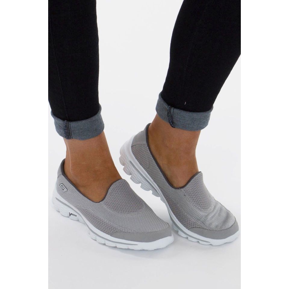 รองเท้าสลิปออน Size 37 Skechers Gowalk Slip-on ของแท้ มือสอง