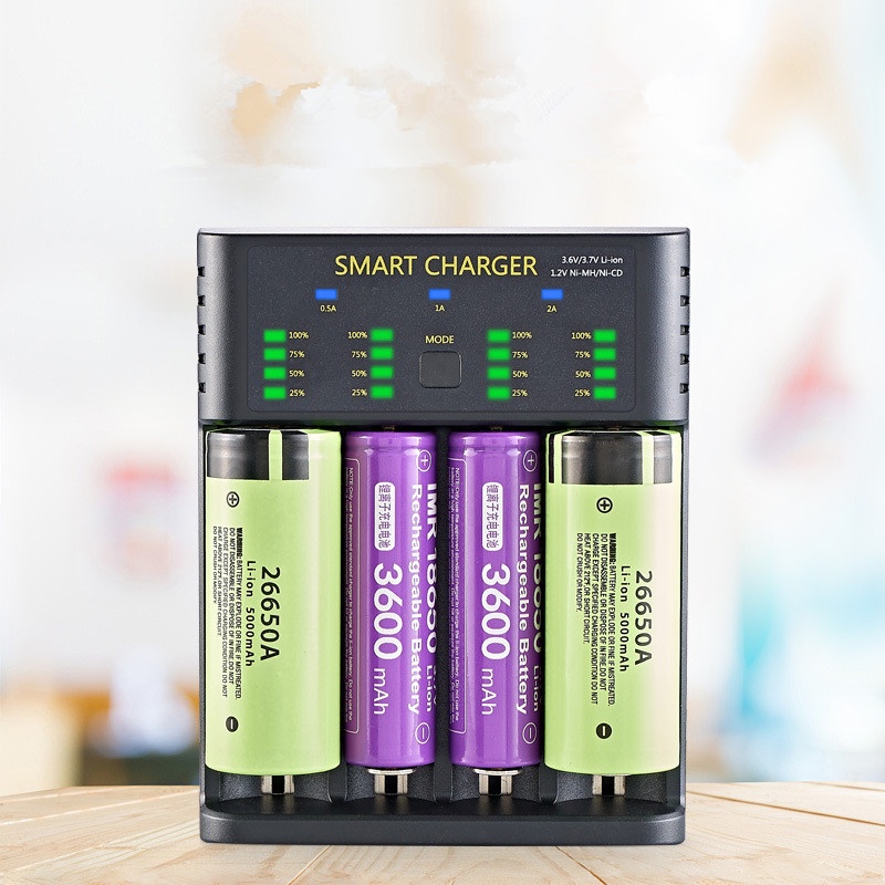 Bmax เครื่องชาร์จถ่าน 4 ช่อง ชาร์จไว ตัดไฟเอง รองรับถ่าน AA / AAA 18650 26650 21700 10440 14500 1634