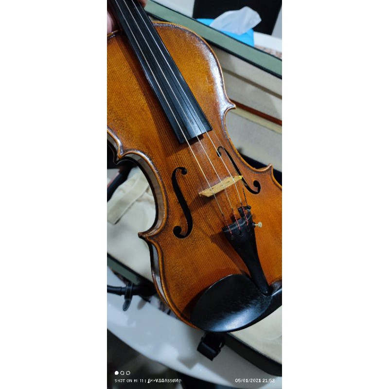 ขออนุญาตปล่อย Violin/Bow สภาพเนี้ยบ