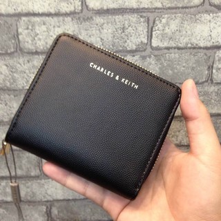 กระเป๋าสตางค์สั้น CHARLES MINI WALLET