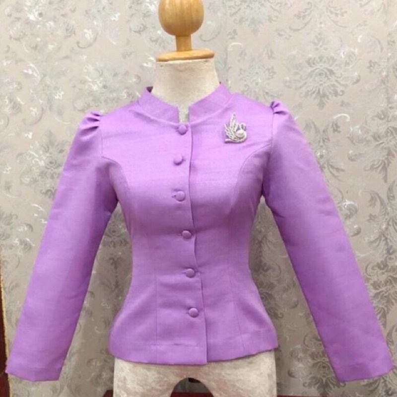 เสื้อไหมหม่อนทรงจิตรลดาอัดผ้ากาวทั้งตัวงานสวยเย็บละเอียดมากค่ะ - รูปที่ 4