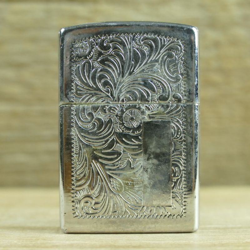 ไฟแช็ก​ทรง​Zippo​เติมแก๊ส