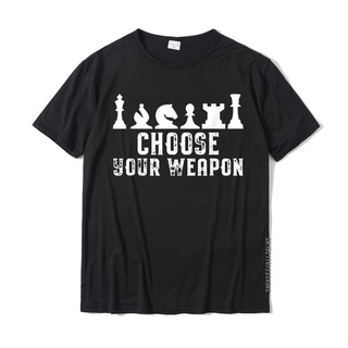 เสื้อยืดผ้าฝ้ายพรีเมี่ยม เสื้อยืดผ้าฝ้าย พิมพ์ลาย Choose Your Weapon Chess Strategy แฟชั่นคู่รัก สําหรับผู้ชาย