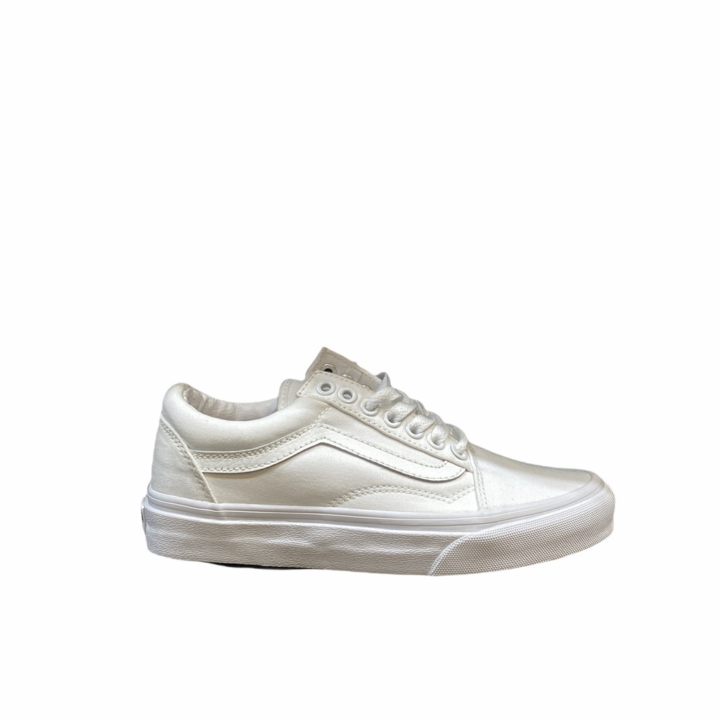 รองเท้าผ้าใบ Vans Oldskool True White ของแท้ 100%