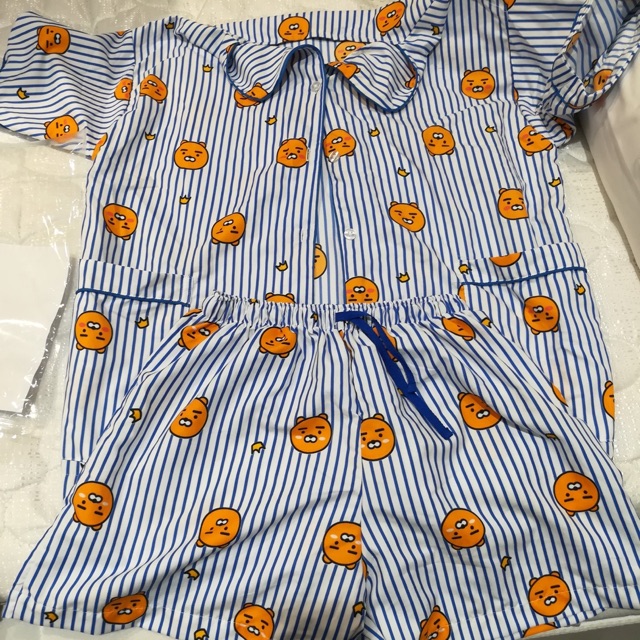 [พร้อมส่ง]ชุดนอน RYAN Kakao friends