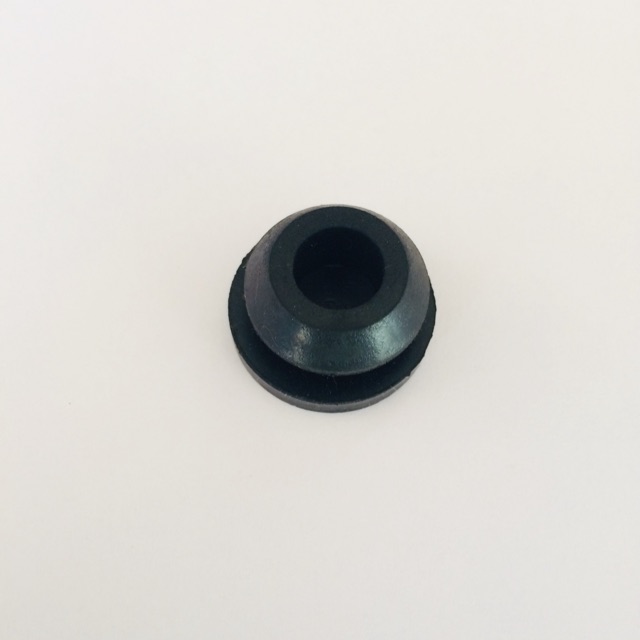 (แพ็ค 10 อัน)ยางอุดท่อ PE ขนาด 16 มิล ใช้สำหรับอุดท่อ PE 4 หุน