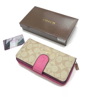 coach กระเป๋าสตางค์ใบยาวพร้อมส่งคะ