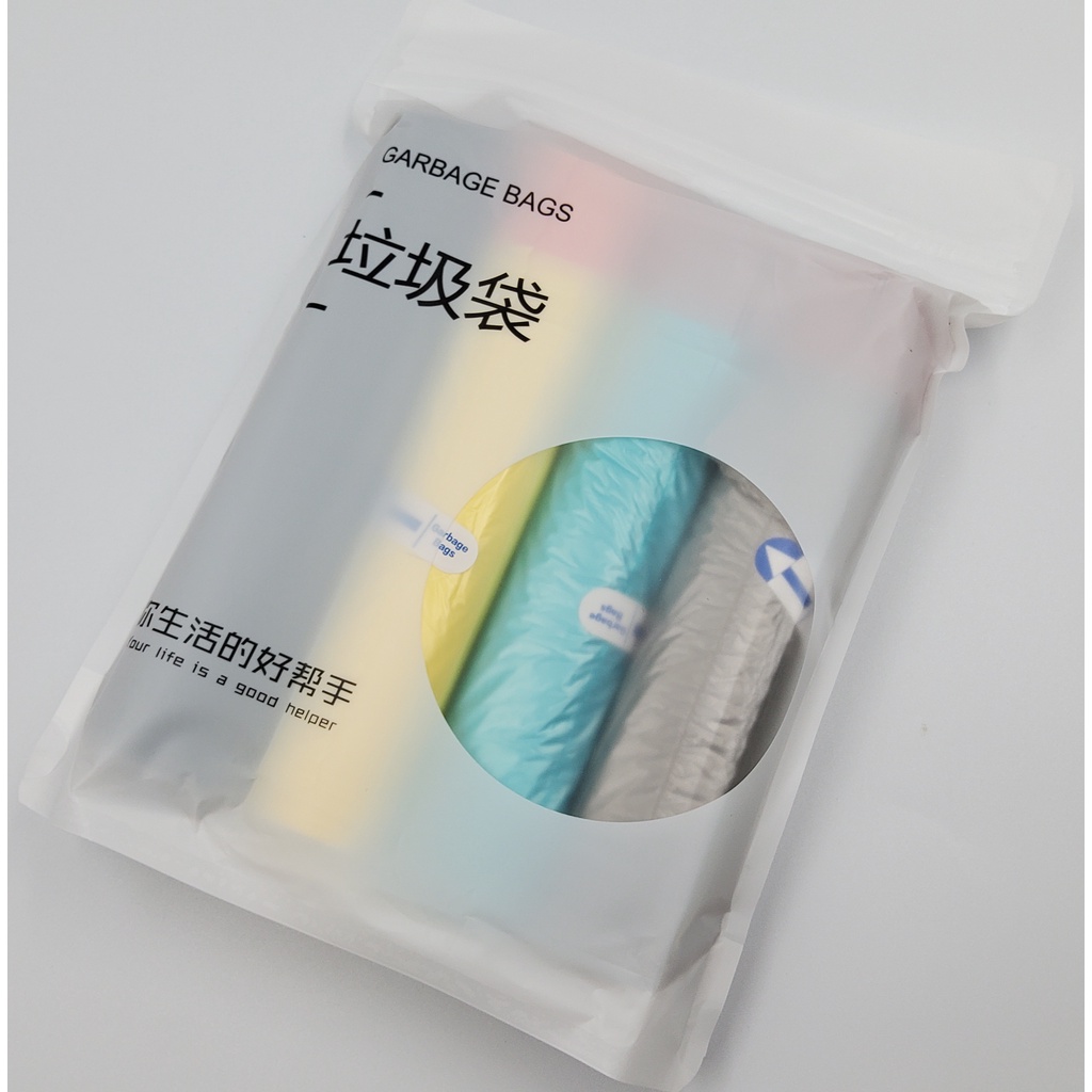ถุงขยะเเบบมีเชือกรูด 4 ม้วน คละสี ขนาด 45*50 ซม. สินค้าพร้อมส่ง 1 เเพ็ค มี 60 ใบ