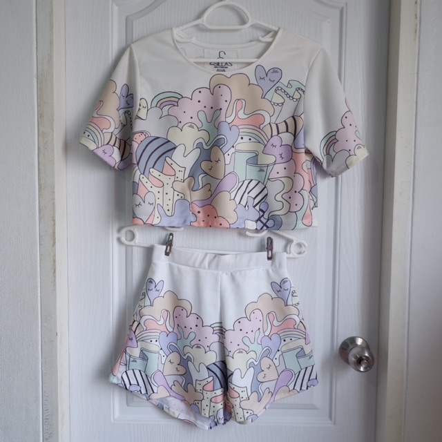 ชุดเซ็ต เสื้อ+กางเกง งาน silla made in Thailand