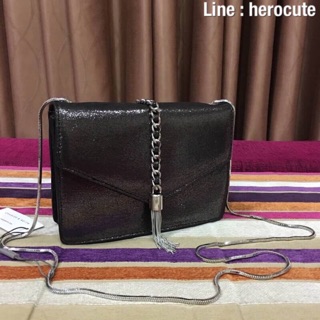 CHARLES&amp;KEITH TASSEL CLUTCH ของแท้ ราคาถูก