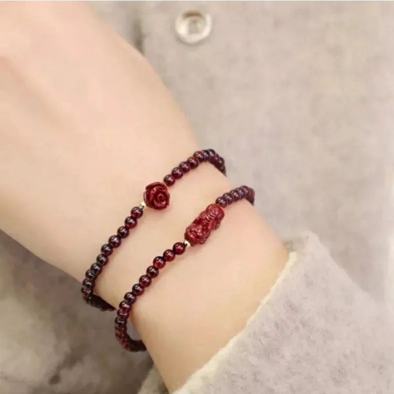 กำไลปี่เซียะแร่ชินนาบาร์ ร้อยหินนำโชค โกเมนแท้ Garnet หินความรัก สีแดง