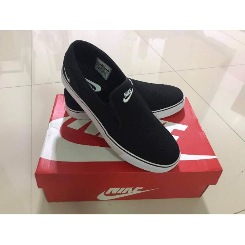 Nike Toki Slip-On Canvas