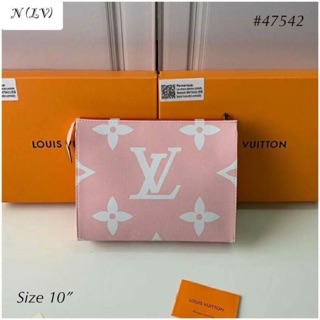 กระเป๋าครีช lv รุ่นใหม่