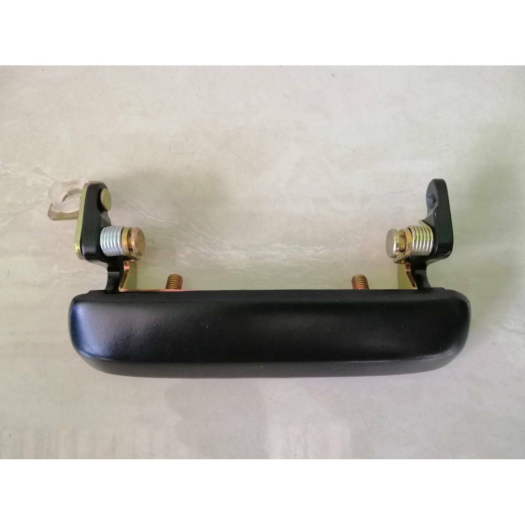 มือเปิดอันนอก  NISSAN  CW430 สีดำ ข้างRH(ขวา)  ราคาอันละ280บาท