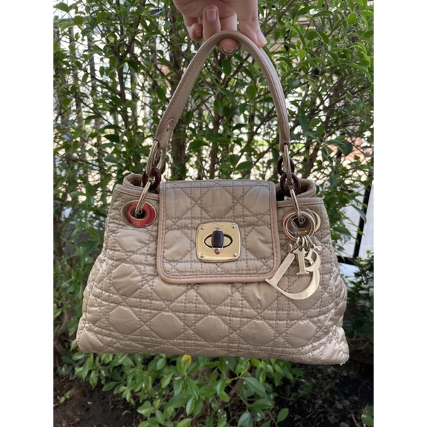 Diorมือสองของแท้ สวย❌❌ขายเเล้ว❌❌