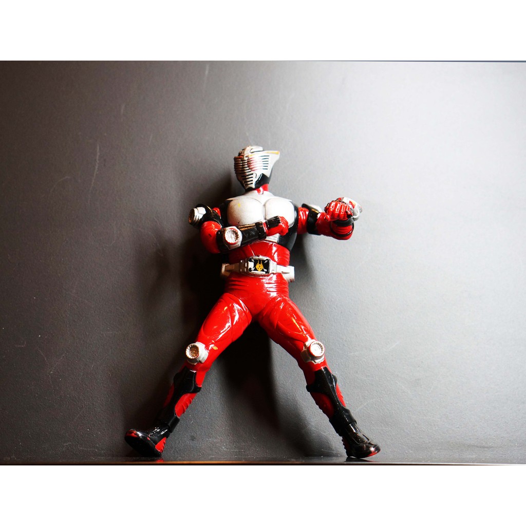 Bandai Kamen Rider Ryuki 6.6 นิ้ว มดแดง มาสค์ไรเดอร์ Soft Vinyl Masked Rider ริวคิ pose