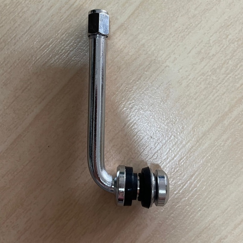 จุ๊บลมยาง จุ๊บงอ 90 องศา แกนยาว 64 mm.  จุ๊บงอ 90 แกนยาว 64 mm. จุ๊บลมยาง  รถยนต์  รถจักรยานยนต์ รถก