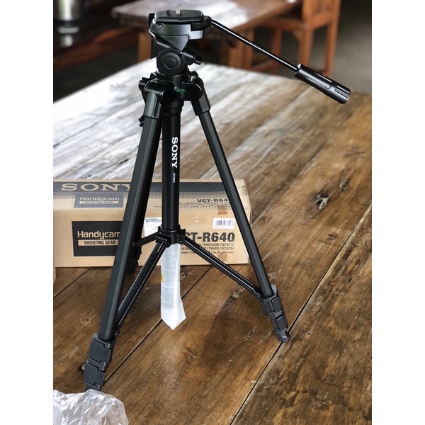 ขาตั้งกล้อง Sony VCT-R640 Light Weight Tripod