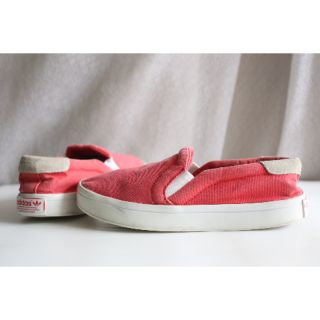 ADIDAS CourtVantage SLIP ON ยาว 20cm EU33 แท้ สลิปออนใส่ง่าย