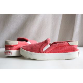 ADIDAS CourtVantage SLIP ON ยาว 20cm EU33 แท้ สลิปออนใส่ง่าย