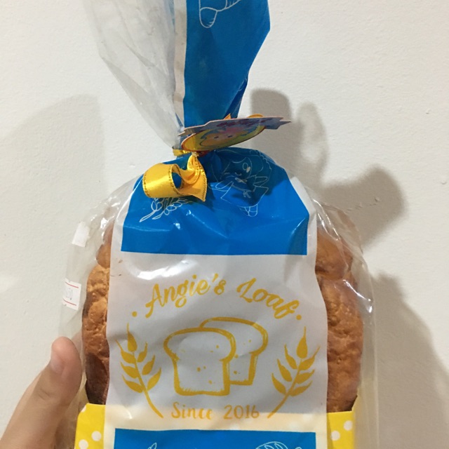 Squishy Angie’s loaf ของแท้100% ยี่ห้อแองจี้ ขนมปังกลิ่นหอมแบบมากๆ รุ่นนี้นุ่มมากเลยนะคะ🥳