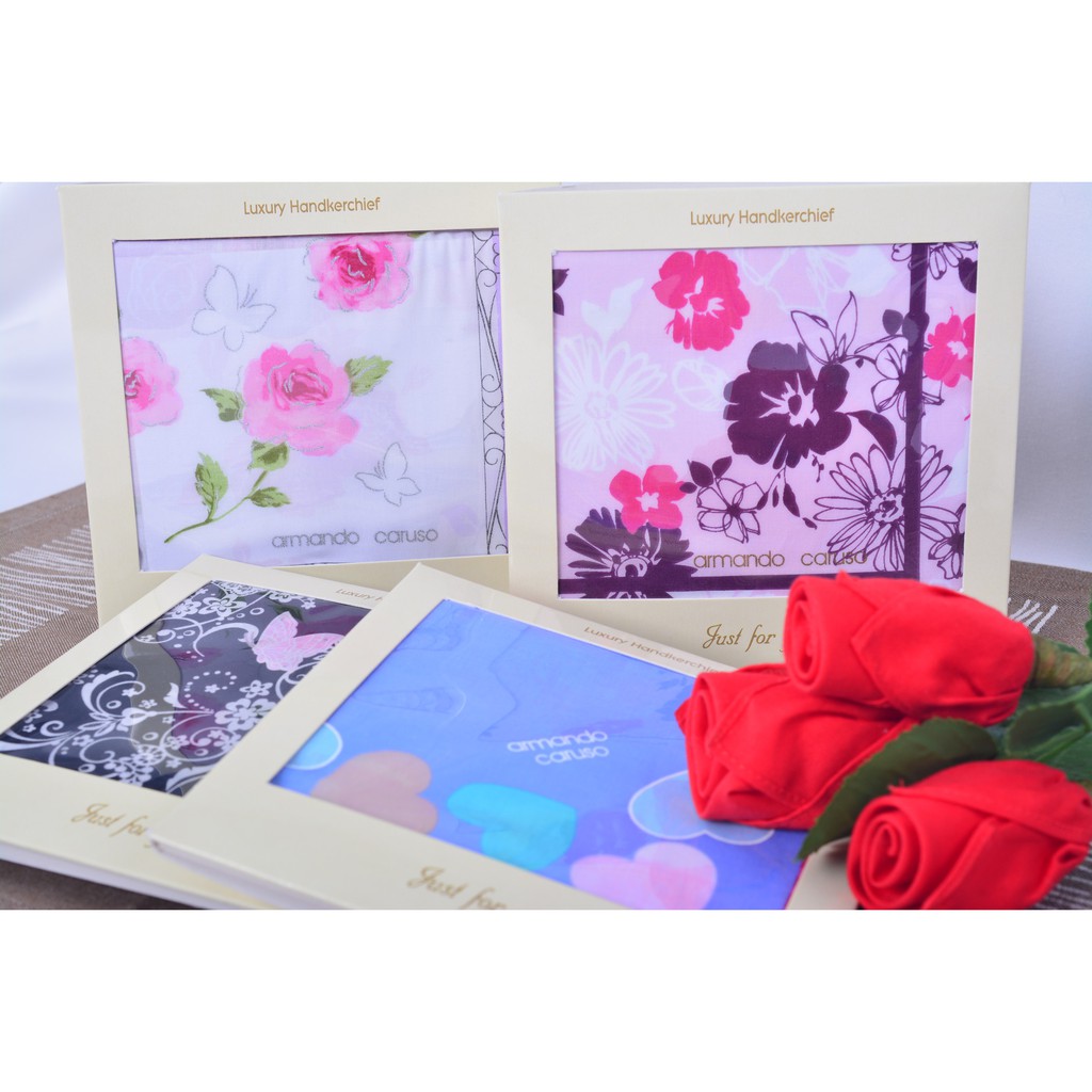 Armando Caruso Ladies พิมพ์ผ้าเช็ดหน้าการ์ดอวยพร