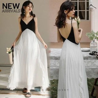 New✨พร้อมส่ง เดรสสายเดี่ยวอัดพลีท เดรสยาว สีขาวดำ เดรสไปทะเล เดรสยาวอีดพลีท เดรสเรียบหรู เดรสเว้าหลัง Pleated Dress