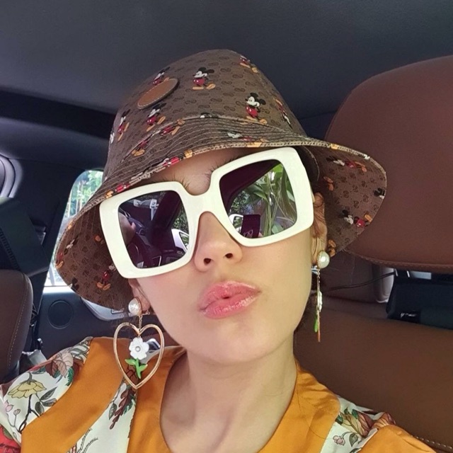 gucci mickey bucket hat