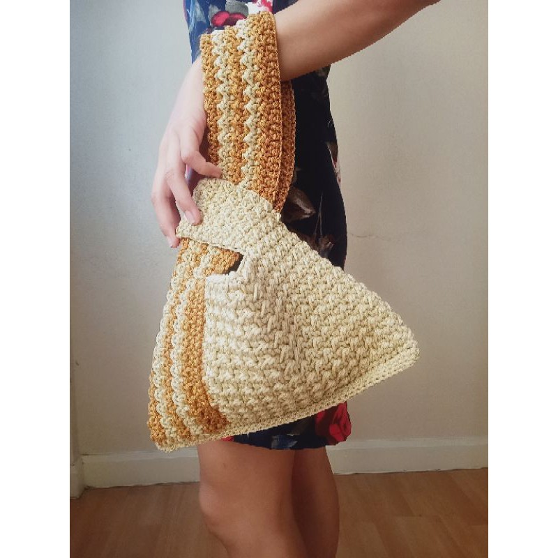 กระเป๋าถักโครเชต์handmade