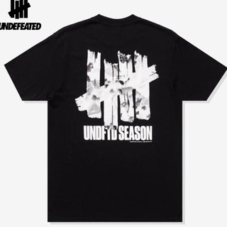 [100% Cotton] Undefeated เสื้อยืดลําลอง ผ้าฝ้าย แขนสั้น พิมพ์ลายห้าบาร์ ทรงหลวม สําหรับผู้ชาย และผู้หญิง