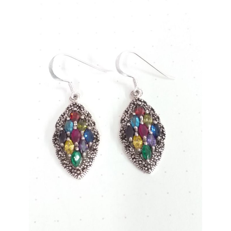 ต่างหูเงิน ต่างหูมาคีล้อมพลอยนพเก้า พร้อมส่ง