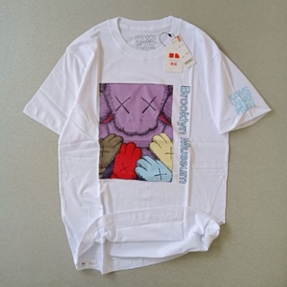 T-shirt  เสื้อยืดพิมพ์ลายโลโก้ Kaws Brooklyn Museum สําหรับผู้ชายS-5XL