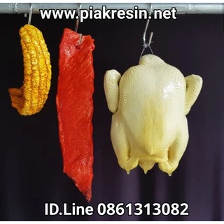 หมูกรอบ ปลอม เรซิ่น แบบE3 กว้าง 4.5 ยาว 16 หนา 5.5 CM ชิ้นละ 160 บาท