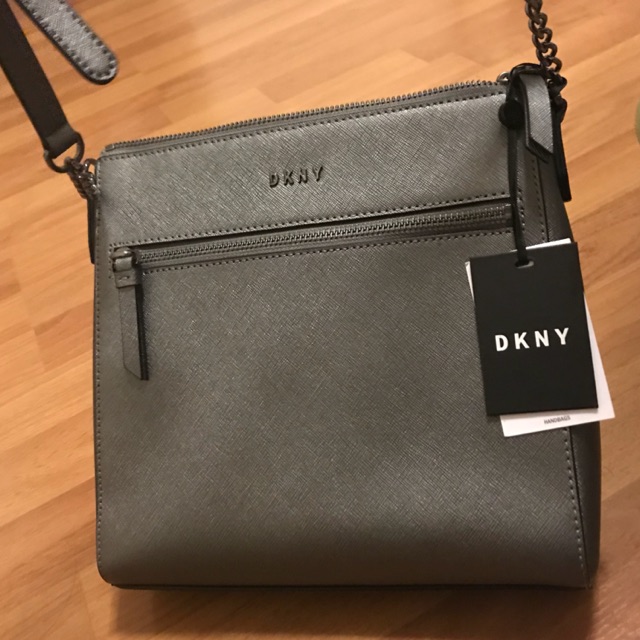 กระเป๋าDKNYงานเเท้นำเข้าจาก USA