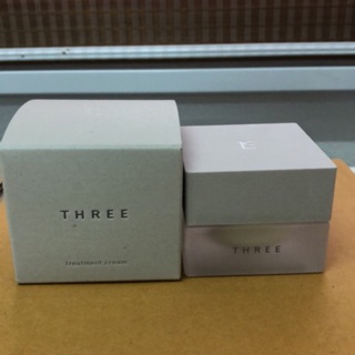 THREE holistic Treatment Cream  26 gm  3700฿