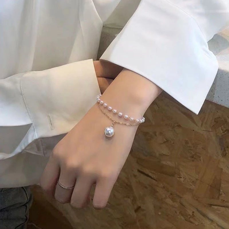 ผู้หญิง แฟชั่นเกาหลี สองชั้น มุก จี้ สร้อยข้อมือ / สุภาพสตรี อารมณ์ หวาน โซ่ สร้อยข้อมือ / เด็กผู้หญิง ปาร์ตี้ เครื่องประดับ อุปกรณ์
