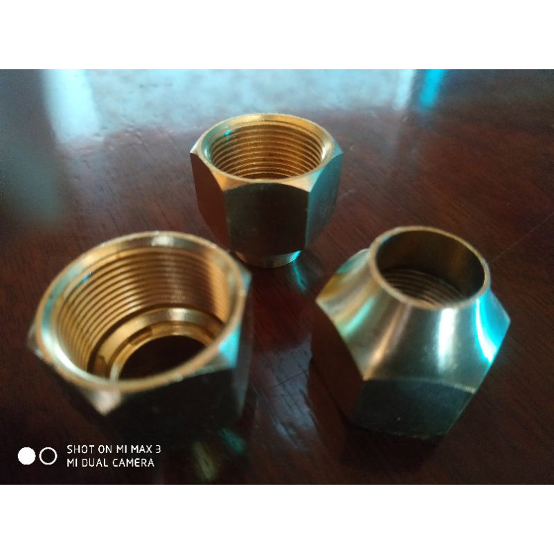 น๊อตครอบนมหนูสำหรับชุดตัดแก๊ส LPG