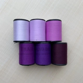 ด้ายเย็บผ้าสีม่วง ตราหัวเสือ 600หลา ด้ายไล่เฉดสี ด้ายสีม่วงอ่อน สีม่วงแก่ ม่วงเปลือกมังคุด ด้าย WOP ด้ายเย็บผ้าโทนสีม่วง