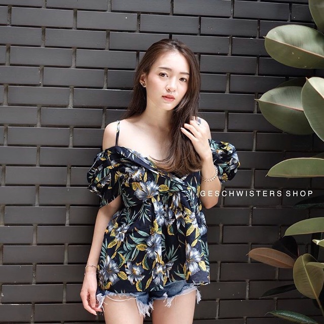 Geschwisters -Autumn navy top